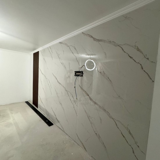 Placă Marmură Ușoară Calacatta White Lite Stone 244/122 cm Placă Marmură Ușoară Calacatta White Lite Stone 244/122 cm