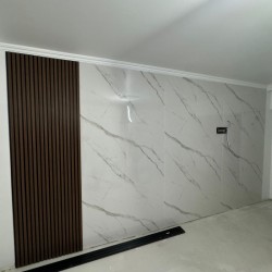 Placă Marmură Ușoară Calacatta White Lite Stone 244/122 cm